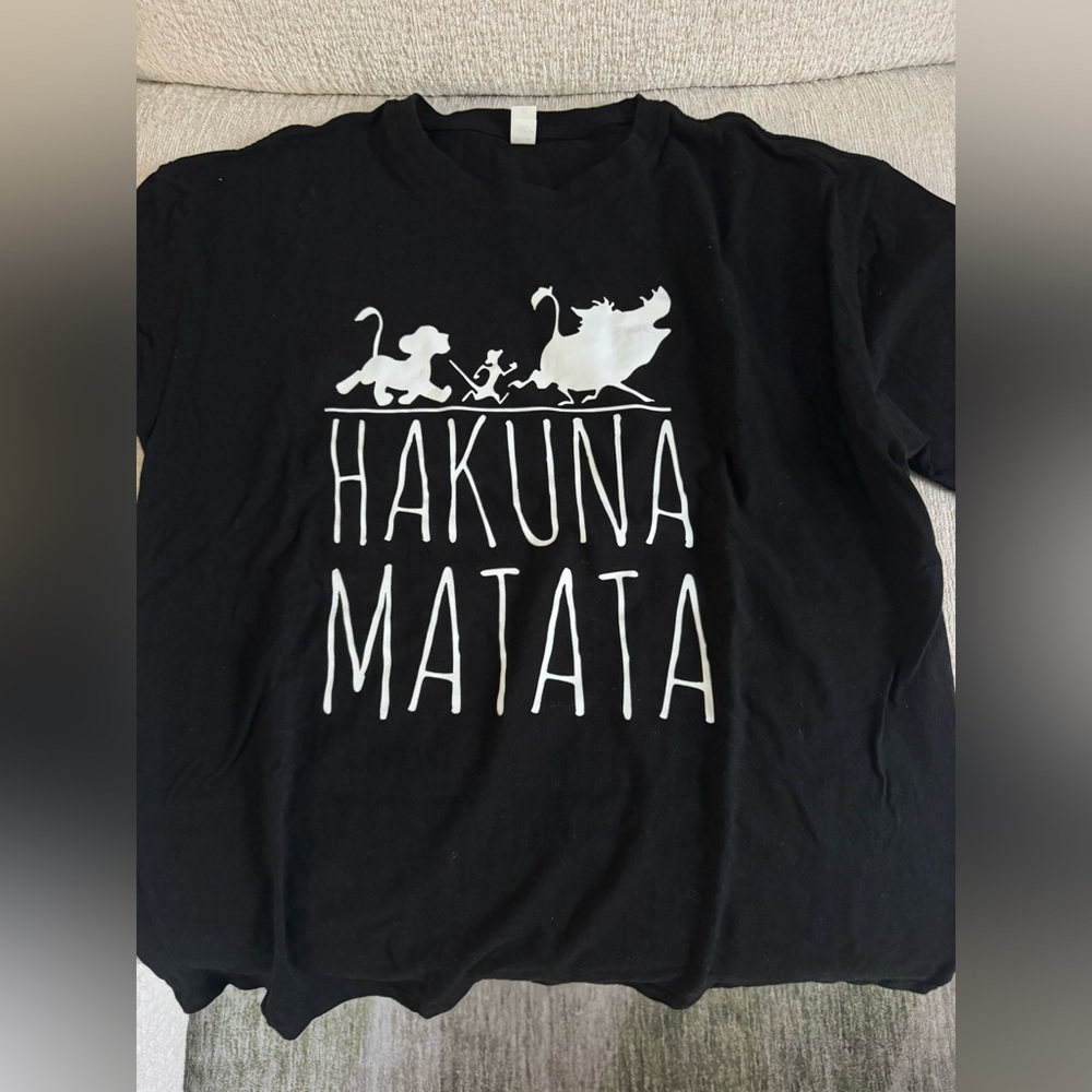 Black Hakuna Matata T-Shirt